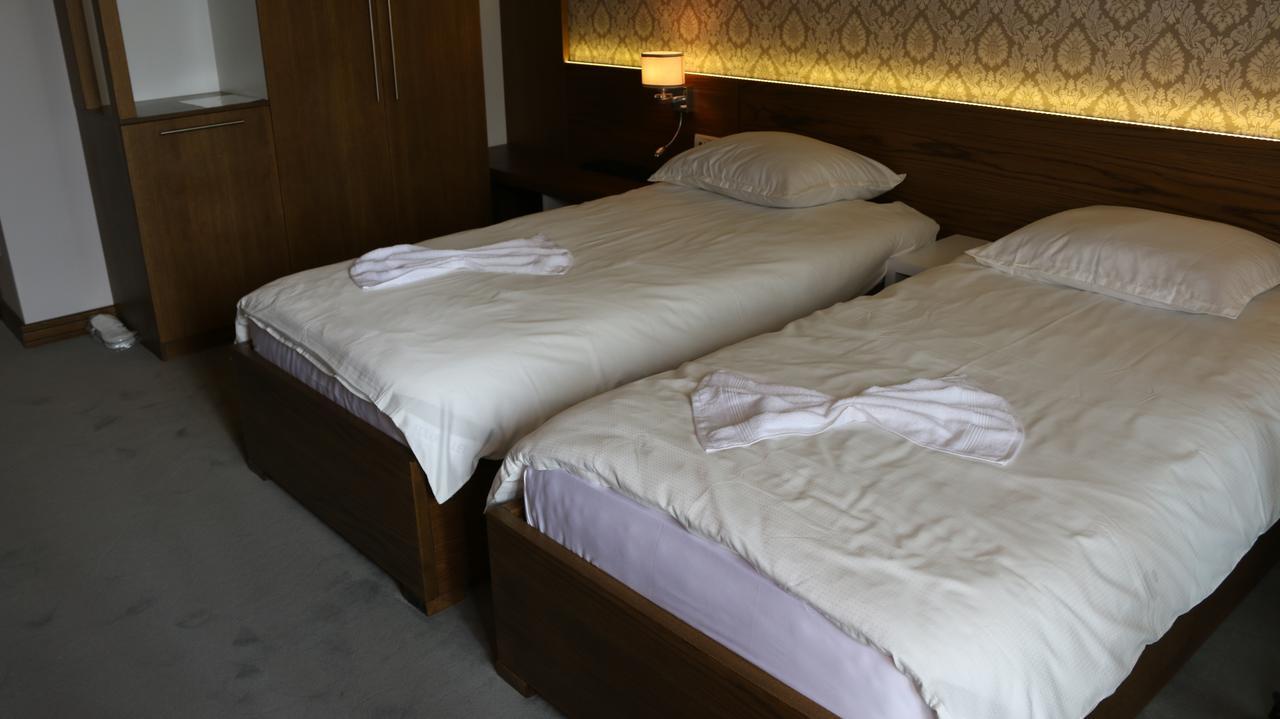 Hotel Admiral Prizren Buitenkant foto