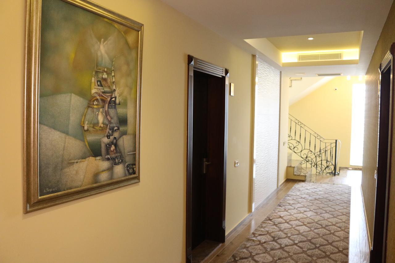 Hotel Admiral Prizren Buitenkant foto